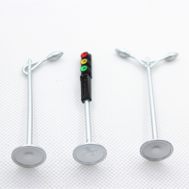7.5cm Non-Luminous Street Lamp - Model Kit Locomotive のレビューと価格