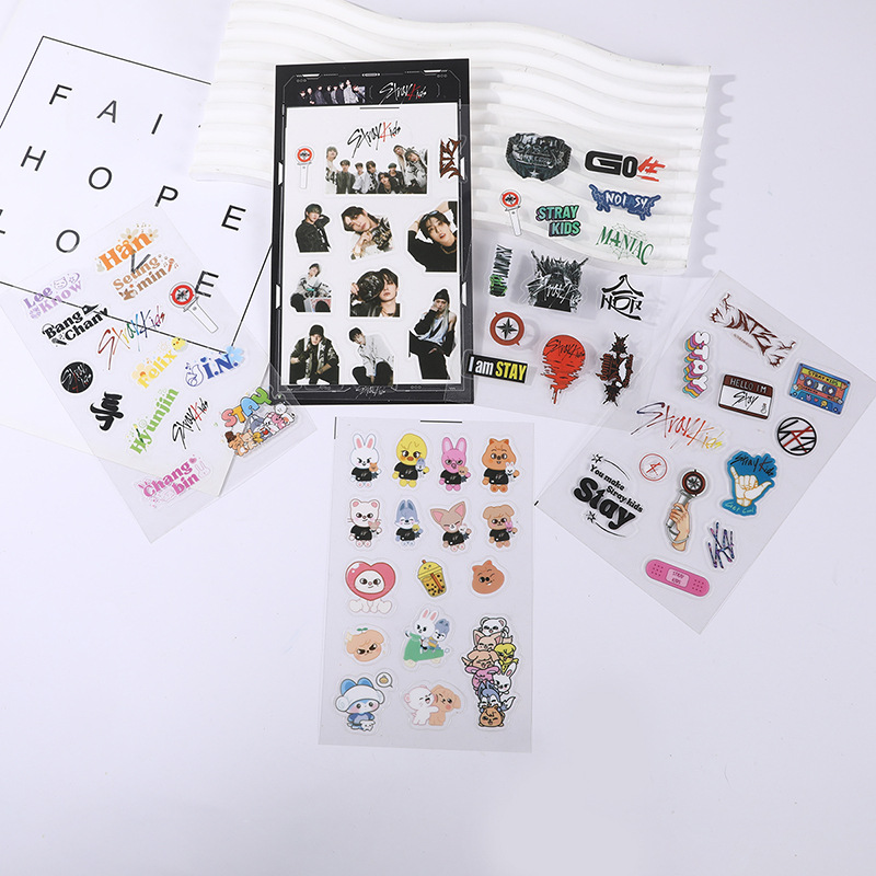 Skzoo Stray Kids Anime Cartoon - Model Kit Anime のレビューと価格