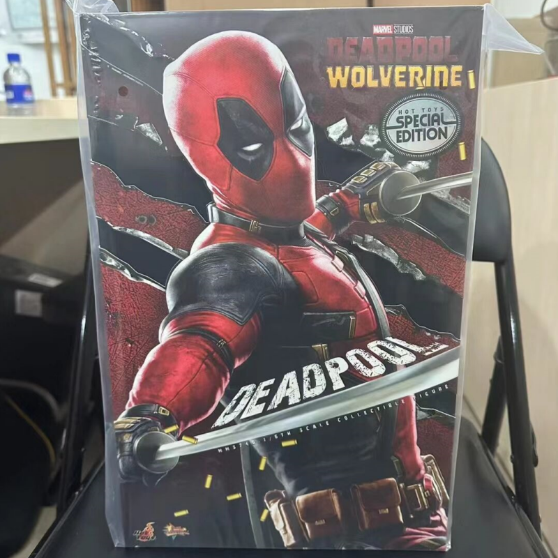 Hot Toys 1/6 Scale Marvel Ht D - Model Kit Wolverine のレビューと価格