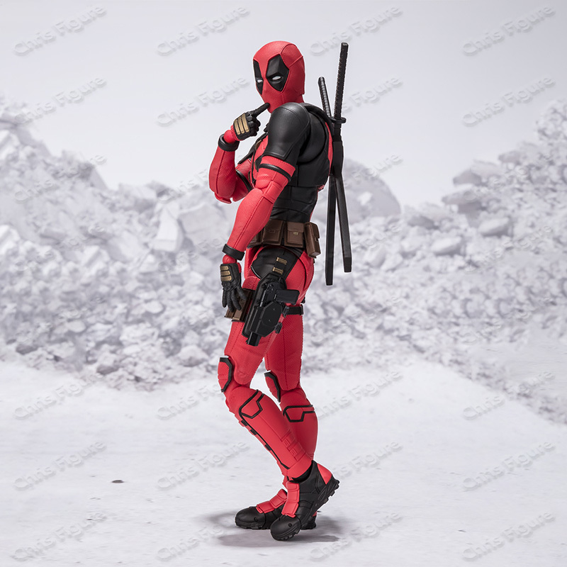 Original box Bandai SHF In sho - Model Kit Wolverine のレビューと価格