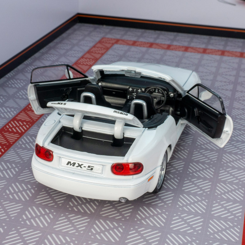 1:32 Mazda MX5 Supercar Alloy  - Model Kit Ae86 のレビューと価格