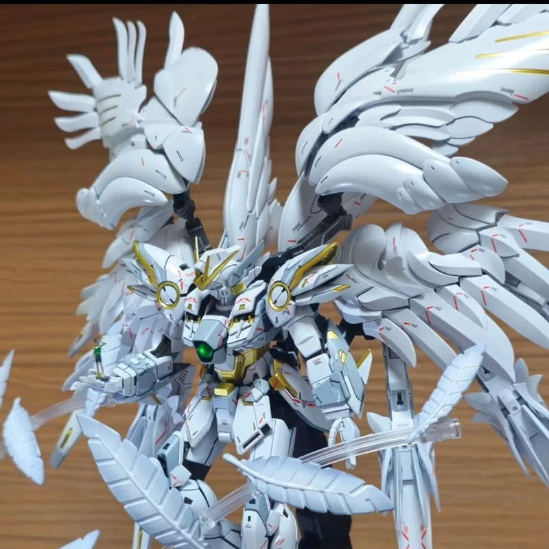 Daban 8827 MG 1/100 Wing Snow  - Gundam Model Mg のレビューと価格