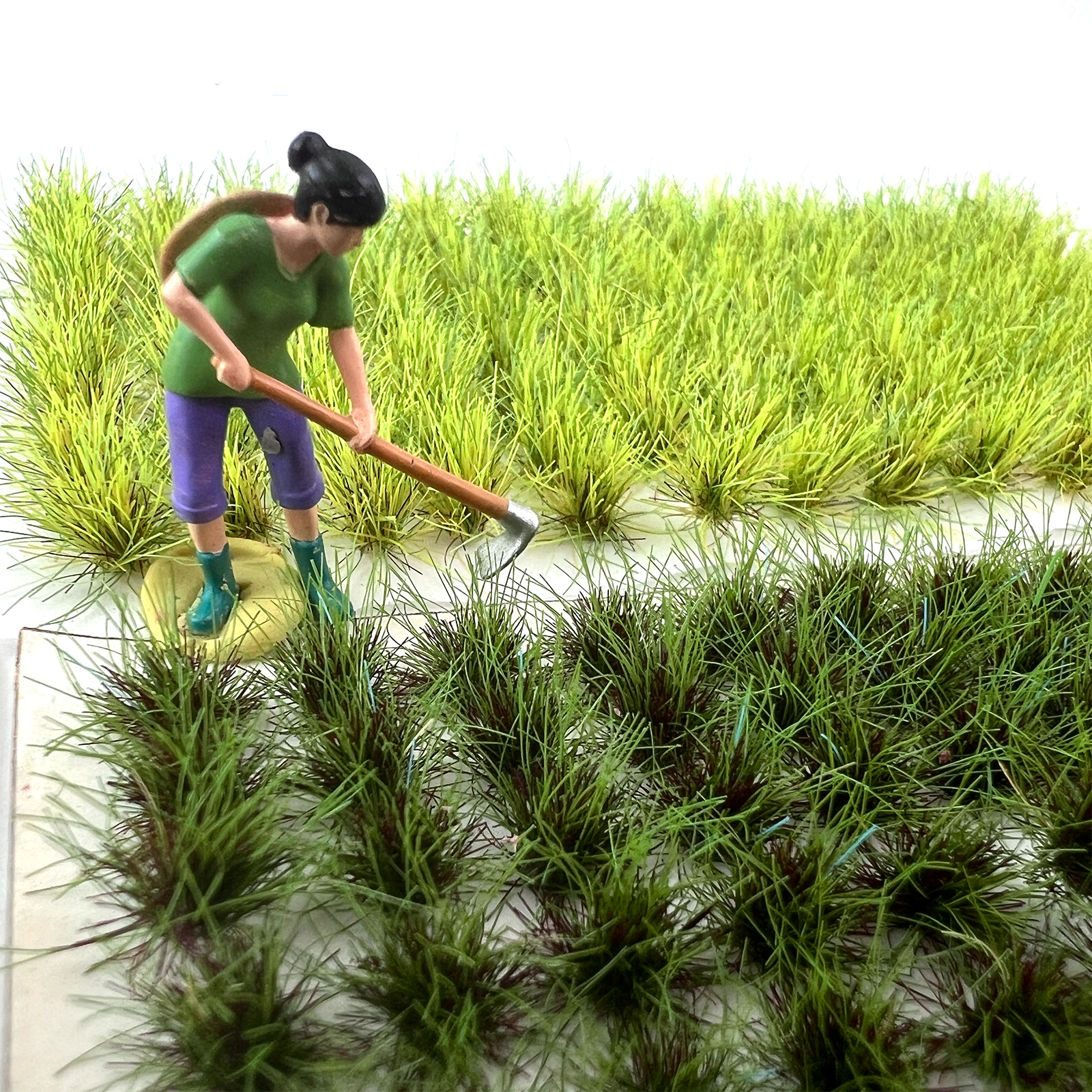 Miniature Lawn Realistic Grass - Model Kit Locomotive のレビューと価格