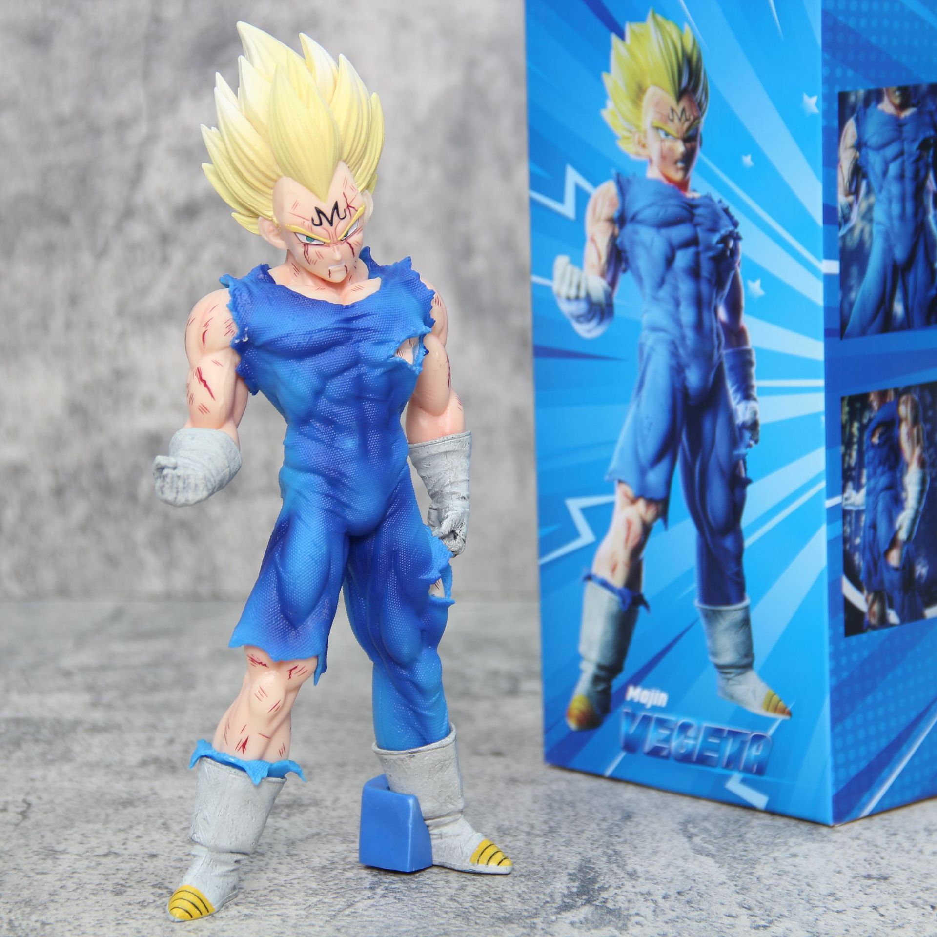 Dragon Ball Z Super Saiyan Pri - Model Kit Vegeta のレビューと価格