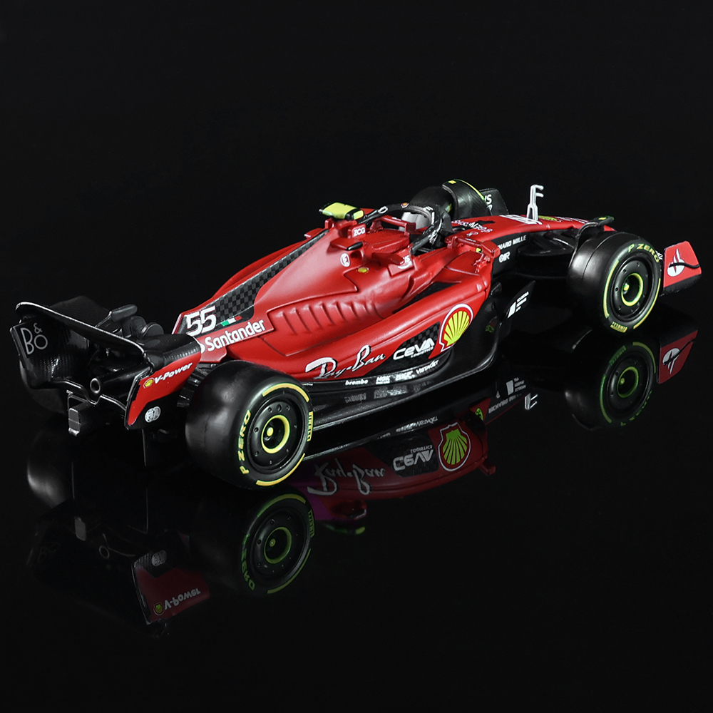 Bburago 1:43 NEW 2023 F1 Scude - Model Kit F1 のレビューと価格