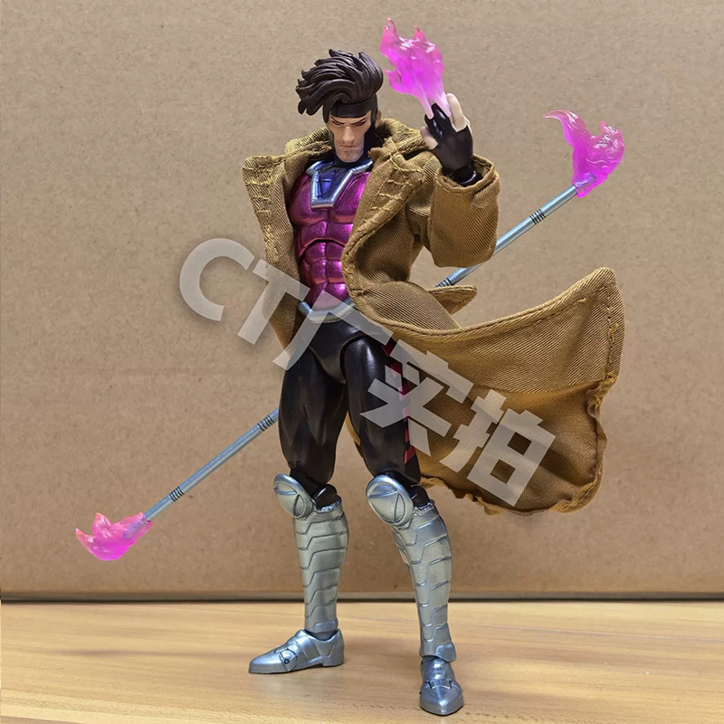 Ct Toys Gambit Figure Mafex 13 - Model Kit Wolverine のレビューと価格
