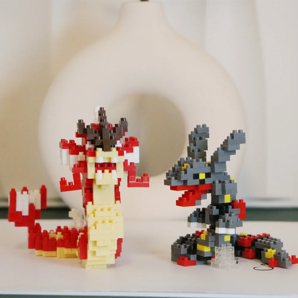 Pokemon Micro Building Blocks  - Model Kit Rayquaza のレビューと価格