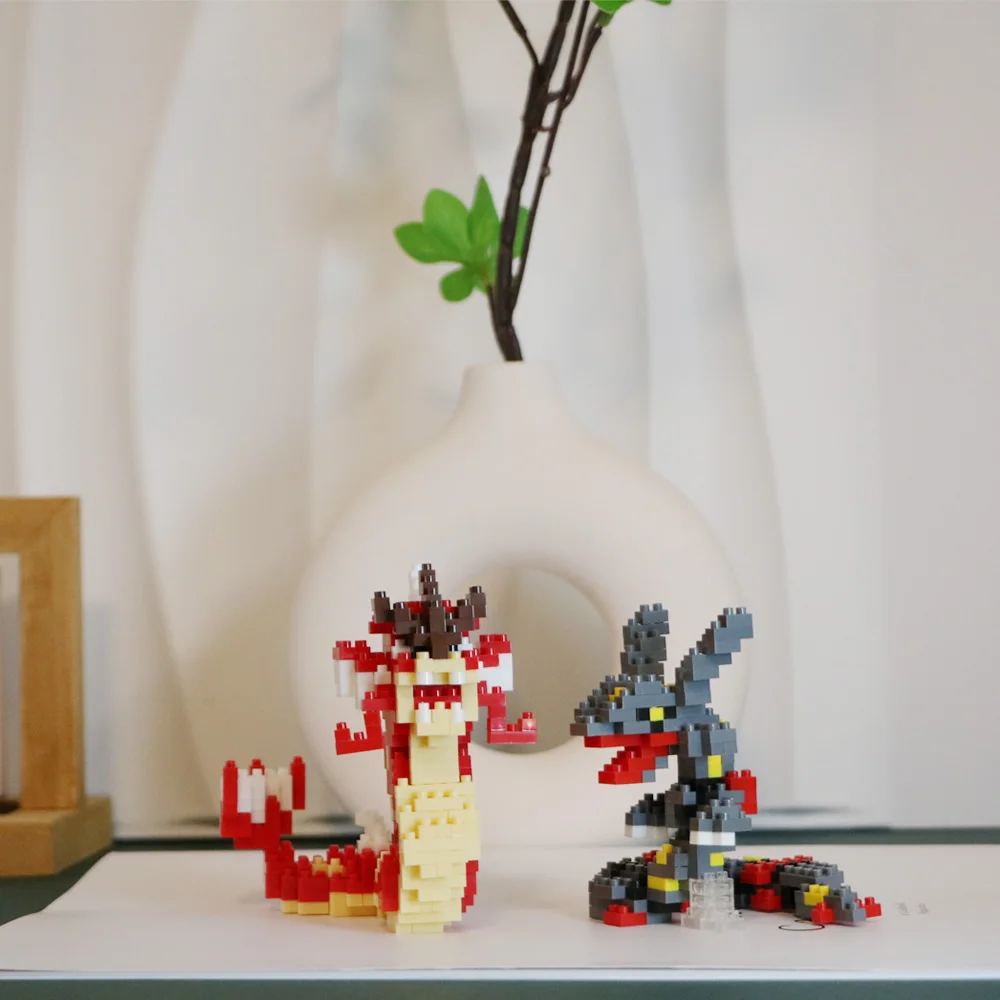 Pokemon Micro Building Blocks  - Model Kit Rayquaza のレビューと価格