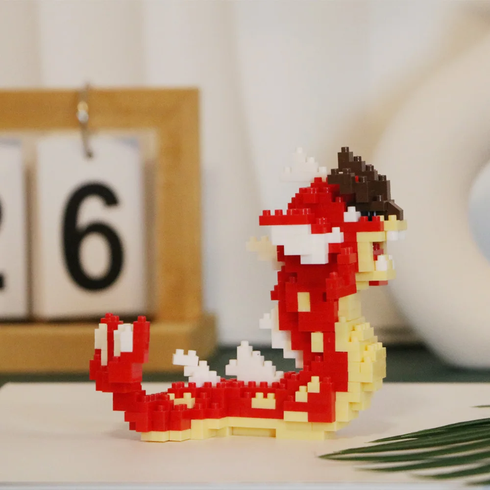 Pokemon Micro Building Blocks  - Model Kit Rayquaza のレビューと価格