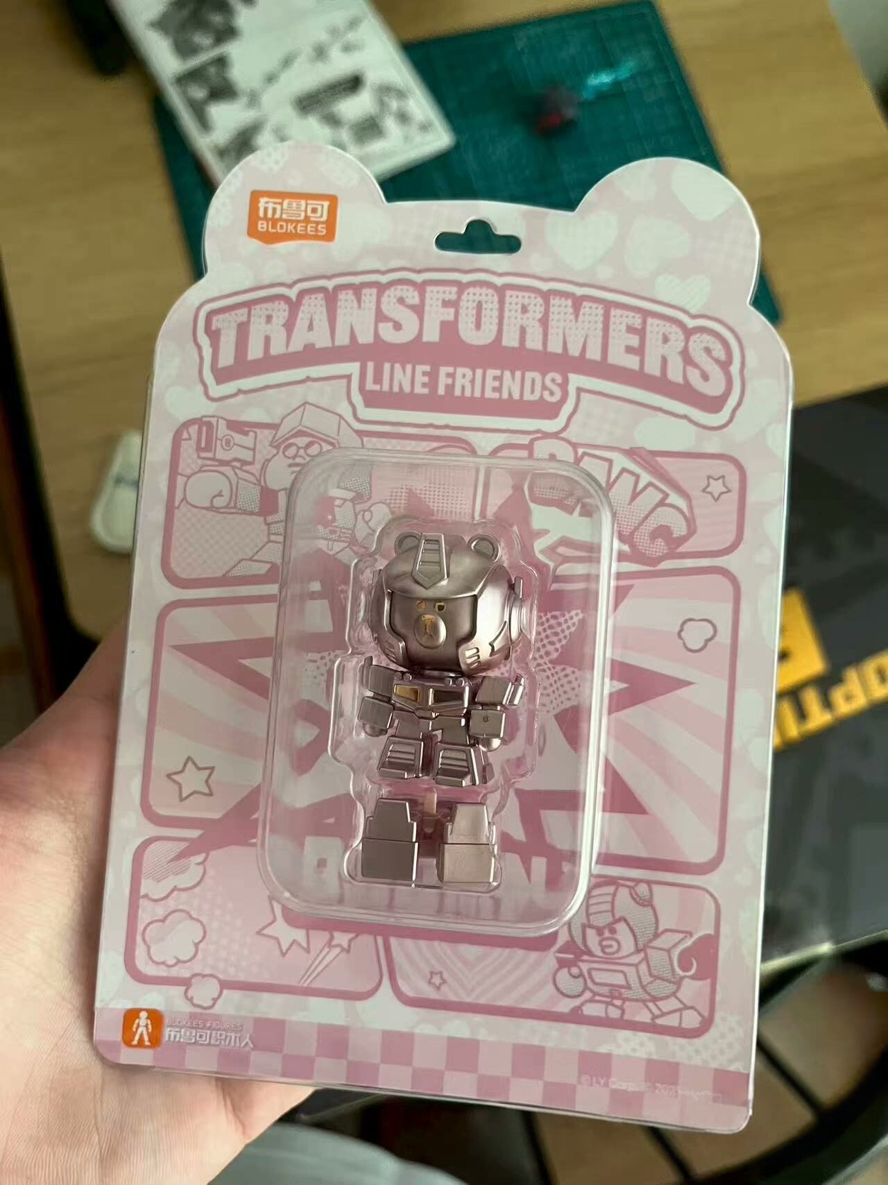 Genuine Blokees Transformers x - Model Kit Optimus Prime のレビューと価格